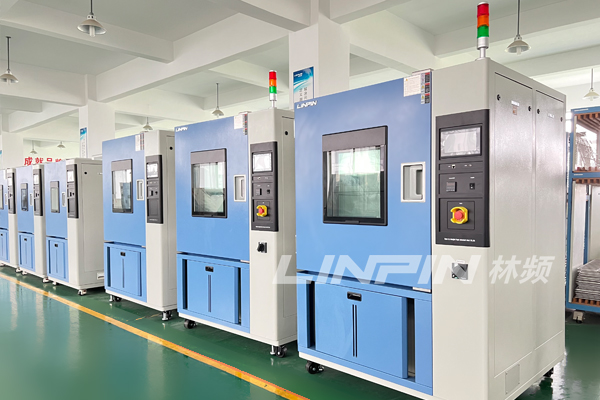 高低溫試驗箱助力產(chǎn)品應(yīng)對極端溫度挑戰(zhàn)